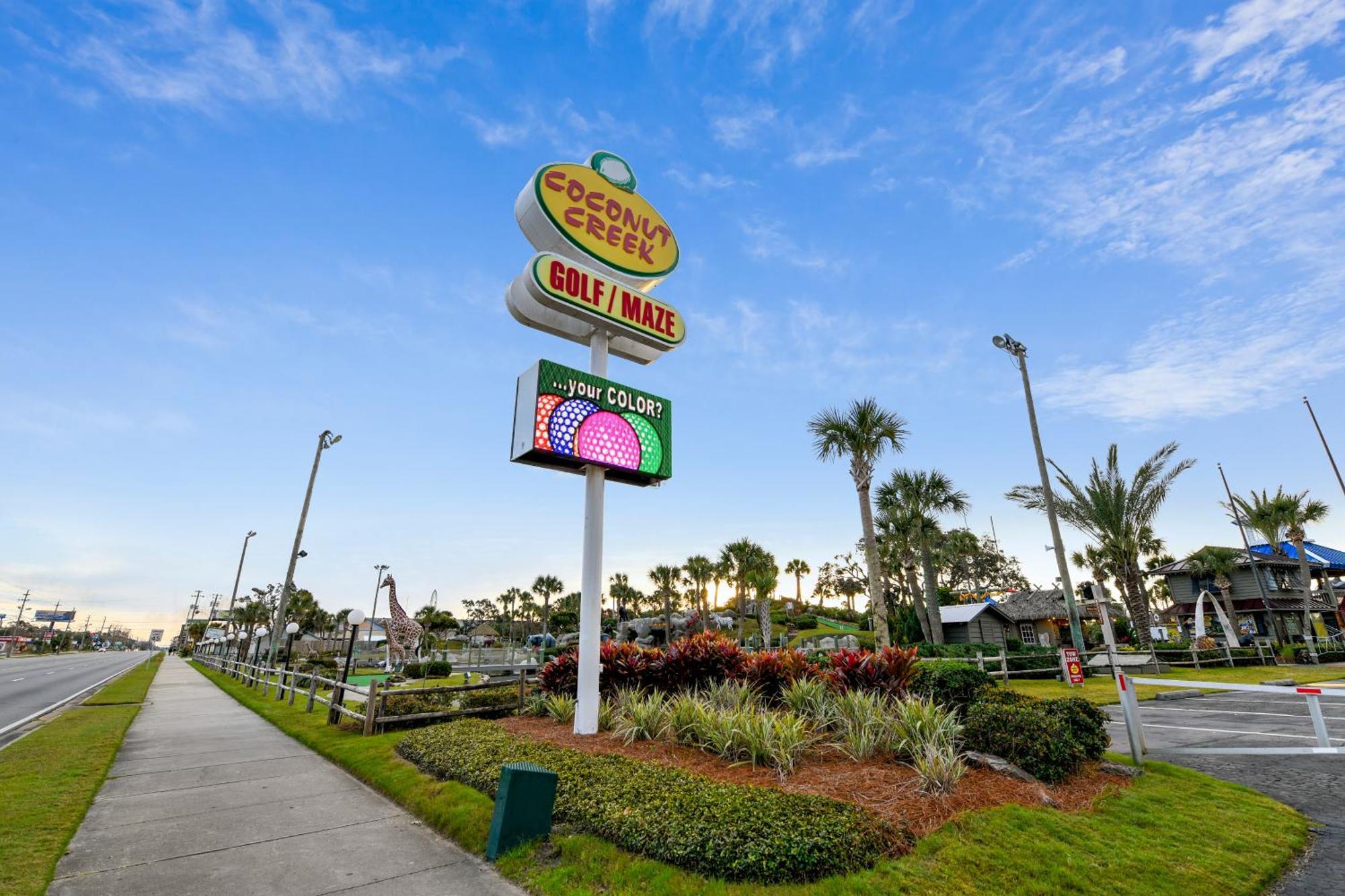 Calypso Resort And Towers #1101-3 By Book That Condo Panama City Beach Exterior photo